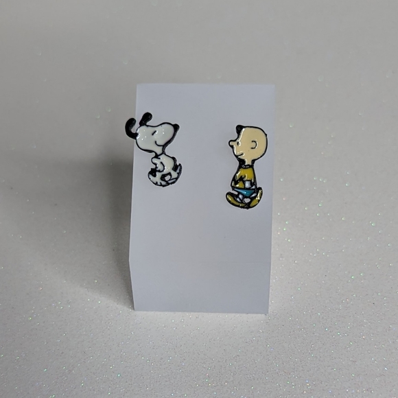 Jewelry - Charlie Brown and Snoopy acrylic stud earrings